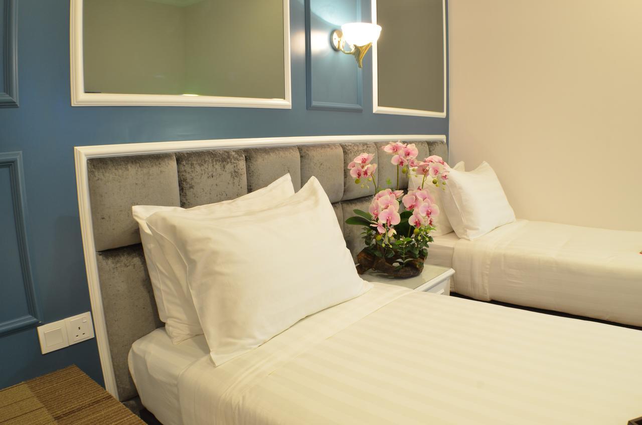 H Boutique Sri Petaling 2*